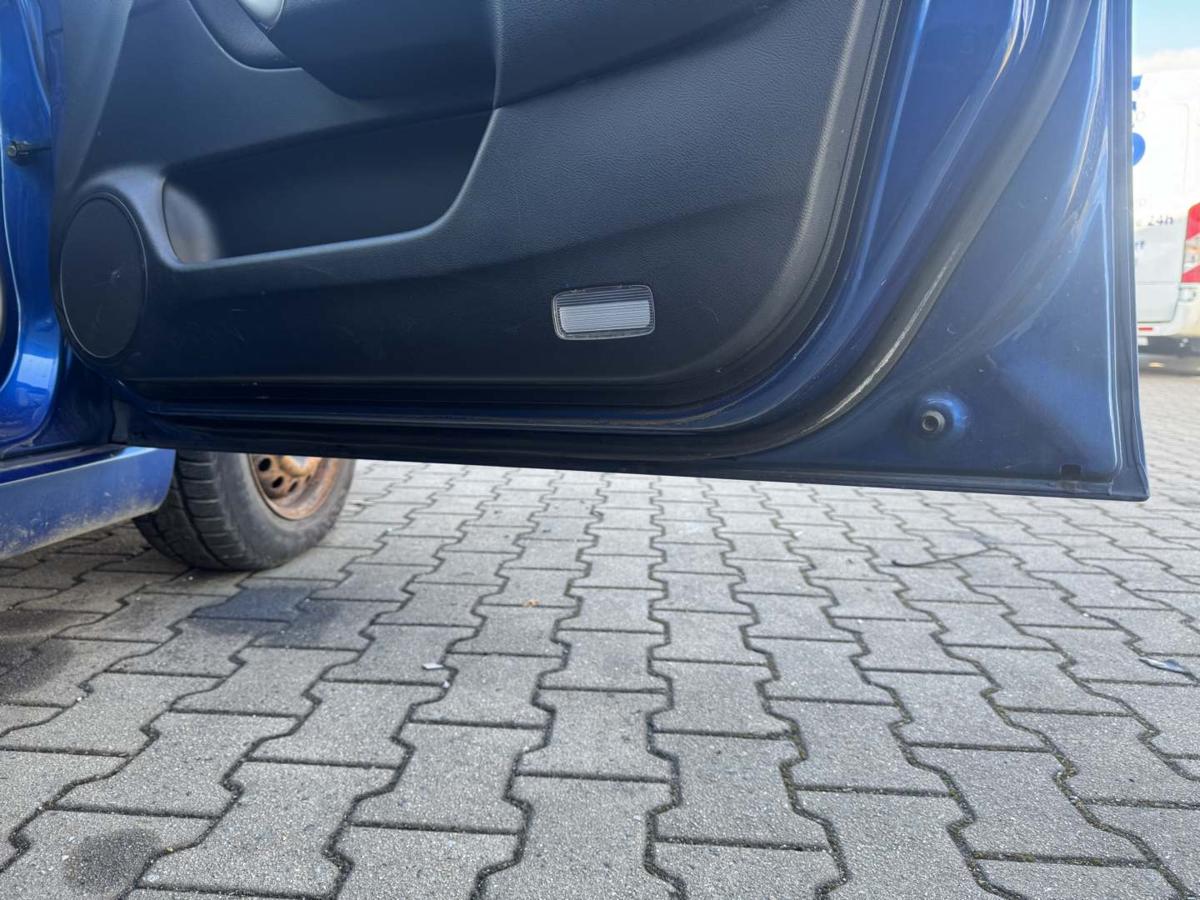 Honda Accord CM1 original T&uuml;r vorn rechts B.507P Arctic Blue Rohbau Bj.2003